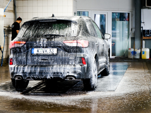 Neuer Partner: Dank Autowasch-Centrum VOLL sauber – wie das Viktoria-Tor