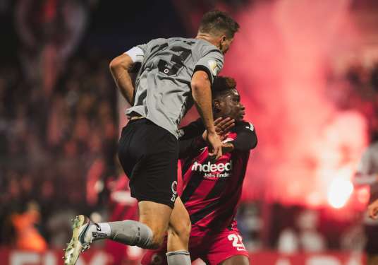 0:2 gegen Eintracht – Viktoria belohnt sich nicht für tollen Auftritt