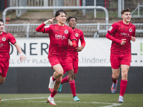 NLZ-Ergebnisse KW09: U19 schafft Klassenerhalt, U17 „sehr reif“ in Pesch