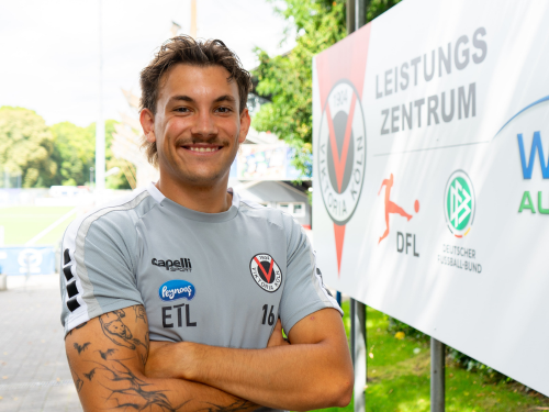 „Komplett überzeugt“ – Engelhardt bleibt Viktorianer