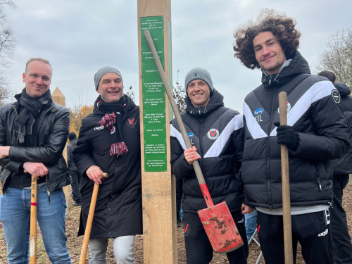 „Sechster Wald für Köln“ – Viktoria spendet 333qm Schäl-Sick-Wald