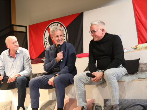 Kabinentalk: Janßen und Littbarski über den Vussball – damals und heute