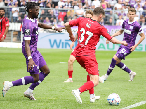 Auf der Bremer Brücke brennt keine gewöhnliche rote Laterne