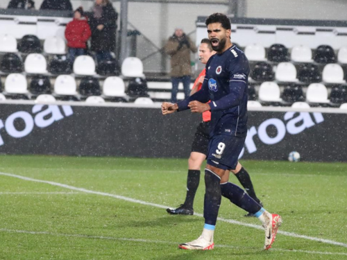 Viktoria verabschiedet sich mit 1:1 in die Winterpause