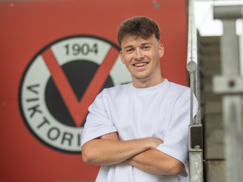 Lucas Wolf wird Viktorianer – „hat die Qualität, Mitspieler in Szene zu setzen“