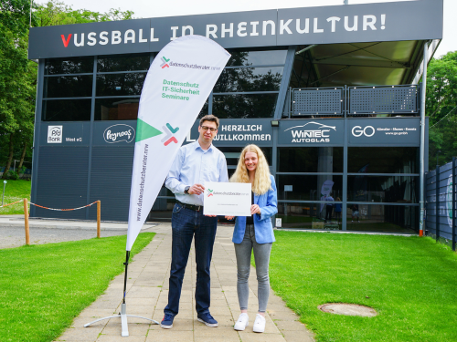 Viktoria x Datenschutzberater.NRW: Mit dem Vussball spielen statt mit Daten